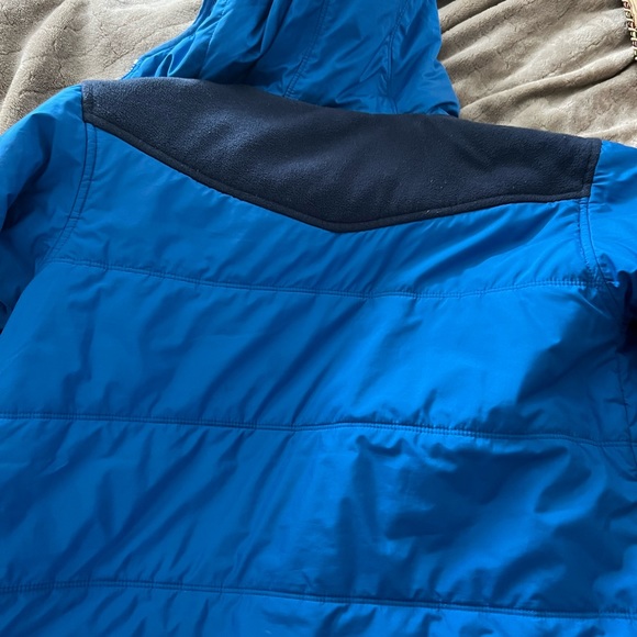 Boys North Face Jacket - Picture 4 of 9